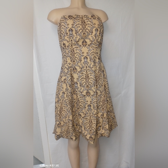 Anthropologie. Plenty By Tracyrees. Elegant Beige and Black Strapless Dress - Picture 7 of 14